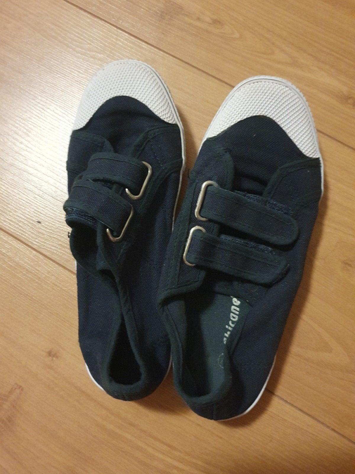 Gymschoenen maat 37, Kinderen en Baby's, Kinderkleding | Schoenen en Sokken, Gebruikt, Chicane, Ophalen of Verzenden, Jongen of Meisje