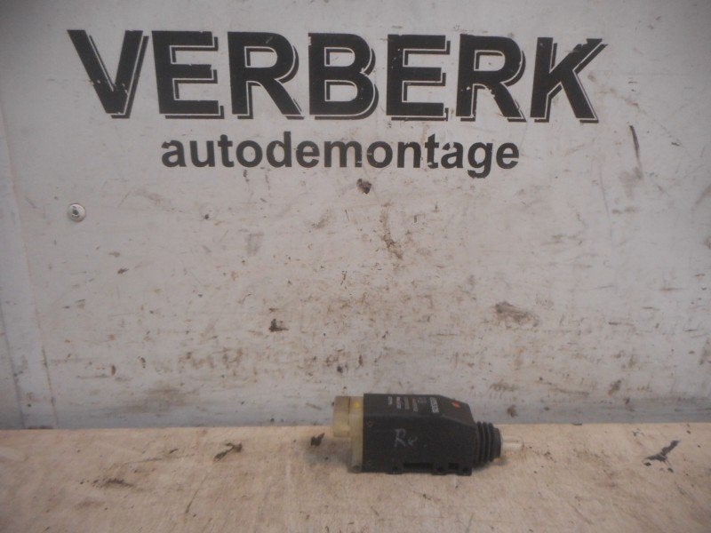Centrale Vergrendeling Motor Links Voor Astra F (53B) 1996, Gebruikt, Bahnhofsplatz, Rüsselsheim am Main 65423, , Duitsland, Opel