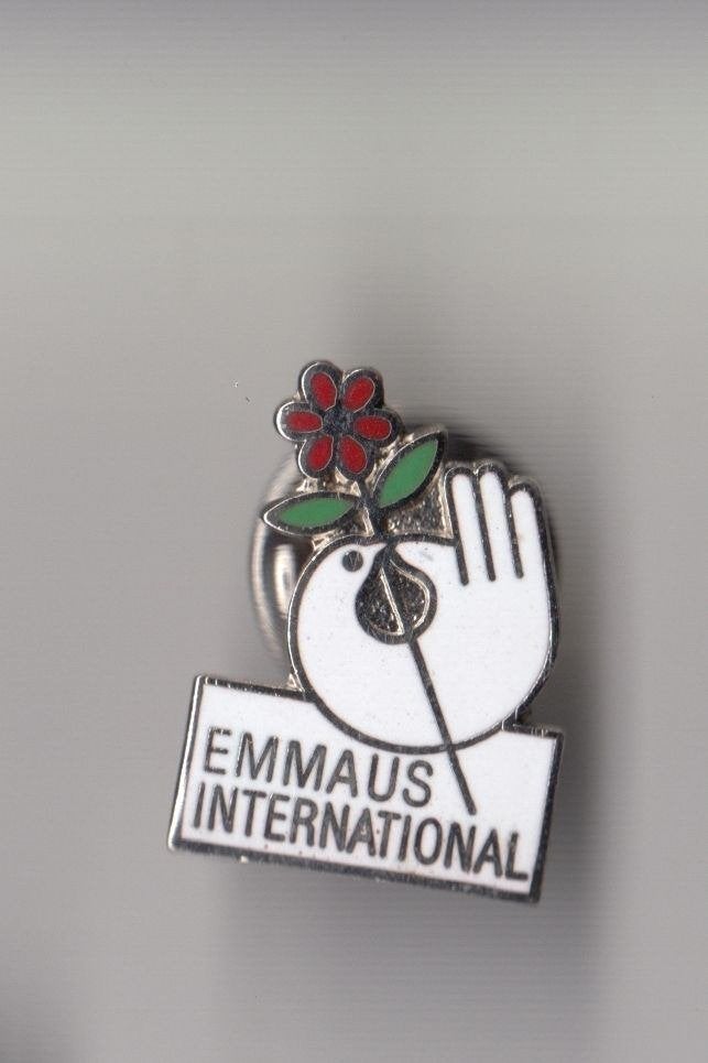 Emmaus International emaille pin, Gebruikt, Niet vindbaar, Niet vindbaar, Speldje of Pin