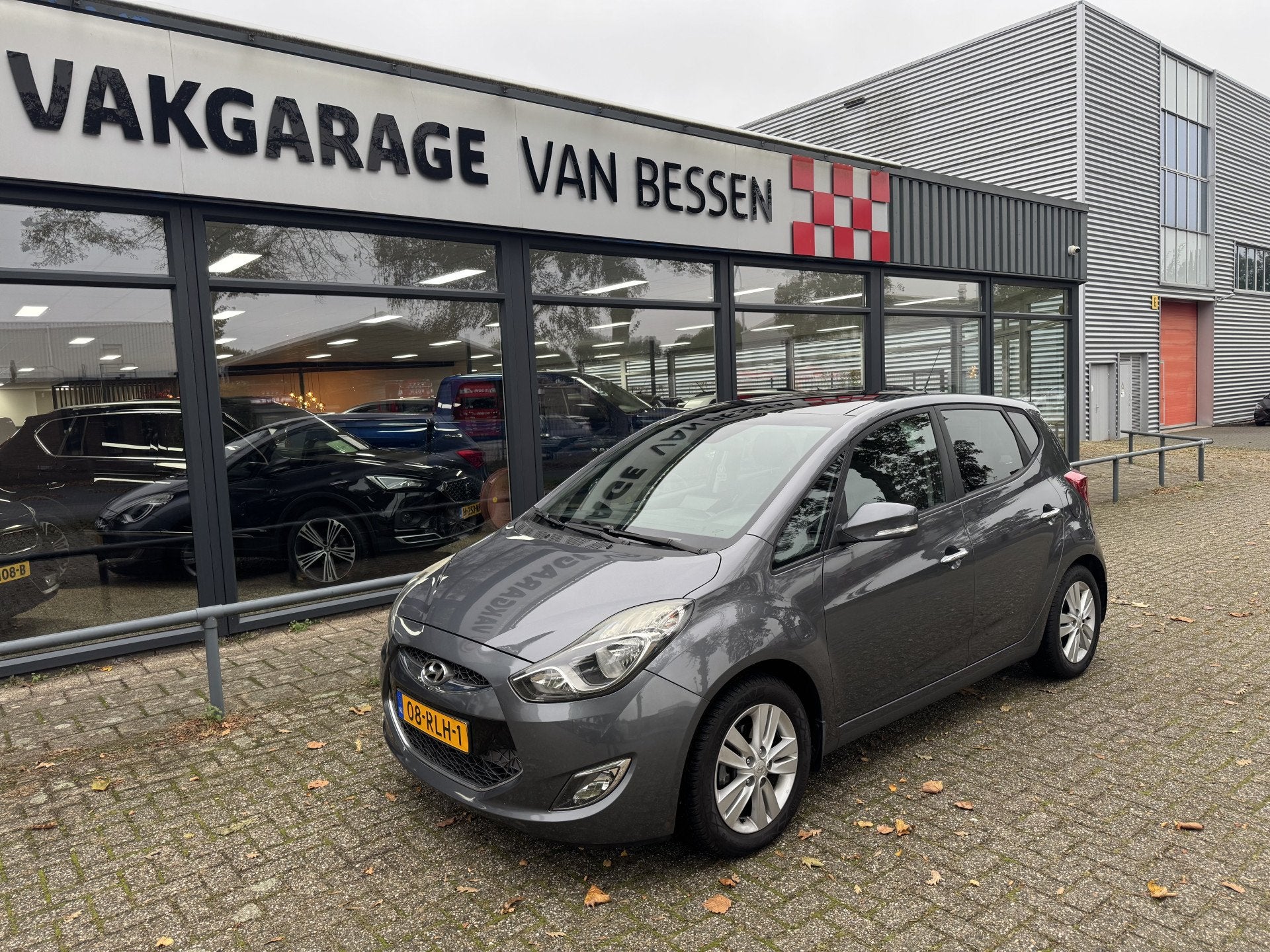 Hyundai ix20 1.6i i-Catcher AUTOMAAT-CAMERA-PANO-TREKHAAK, Euro 5, 15 km/l, 1591 cc, 4 cilinders