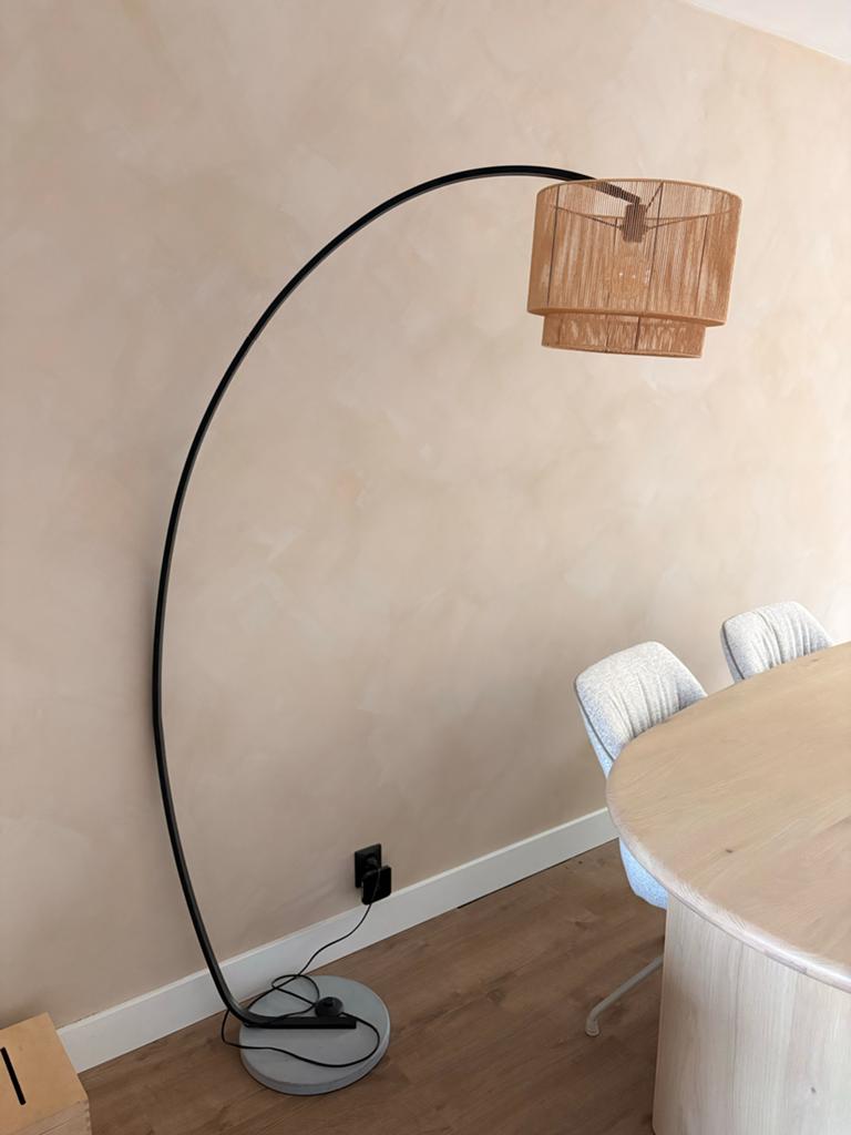 Kwantum vloerlamp Cilen met stevige poot en lichtbron, Ophalen, Zo goed als nieuw, Metaal, 150 tot 200 cm