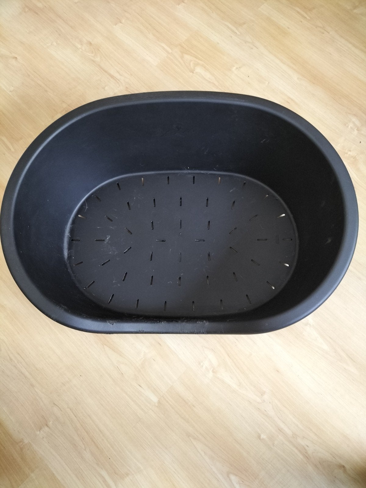Hondenbed kunststof zwart 73x50, Dieren en Toebehoren, Ophalen, Gebruikt, Overige