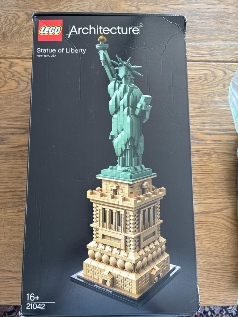 Lego Architecture Vrijheidsbeeld (21042) - 1x Gebouwd, Ophalen of Verzenden, Zo goed als nieuw