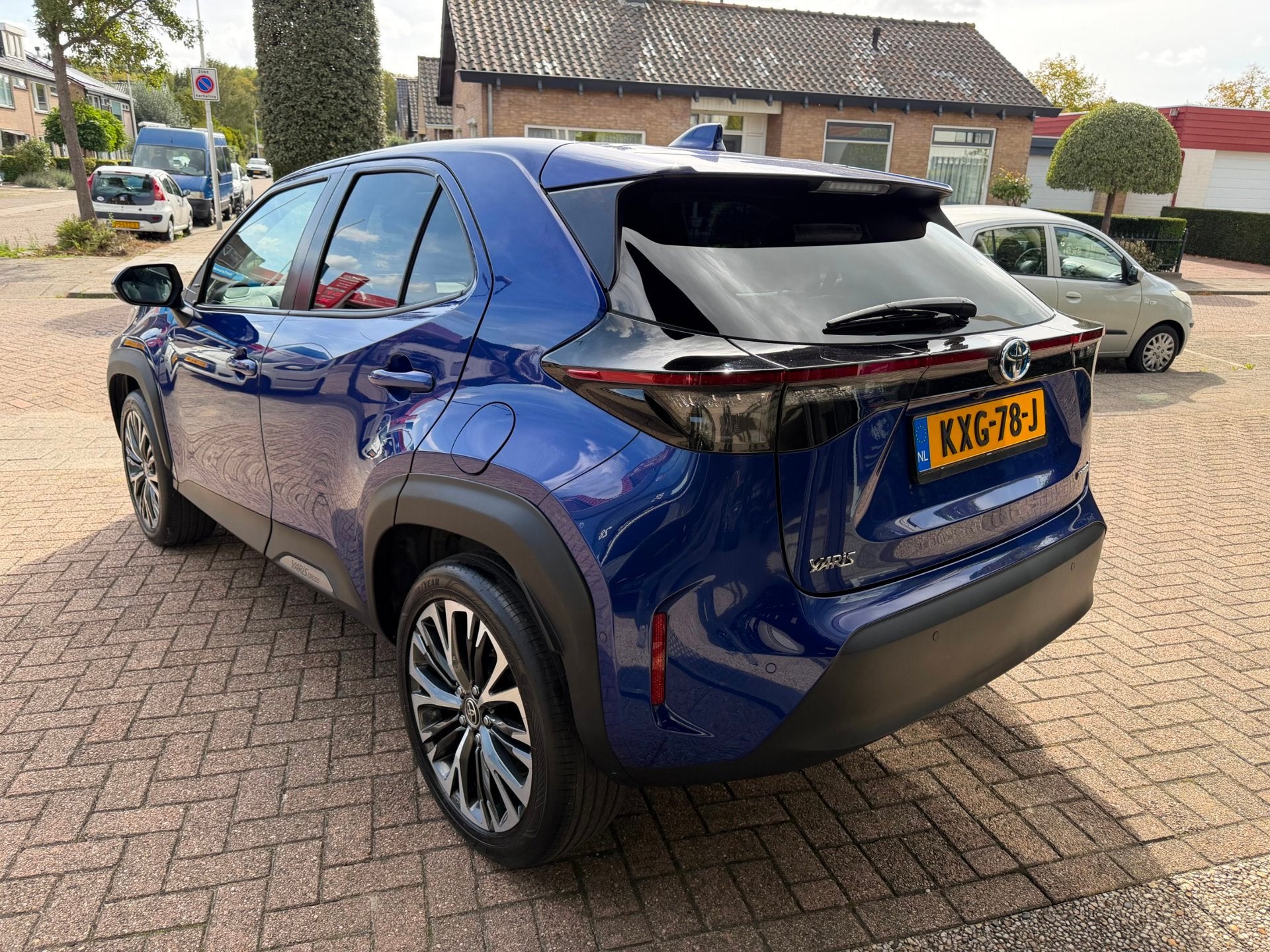 Toyota Yaris Cross 1.5 Hybrid Executive|Pano|360 Camera|JBL|, Dealer onderhouden, Gebruikt, Overige kleuren, Met garantie (alle)