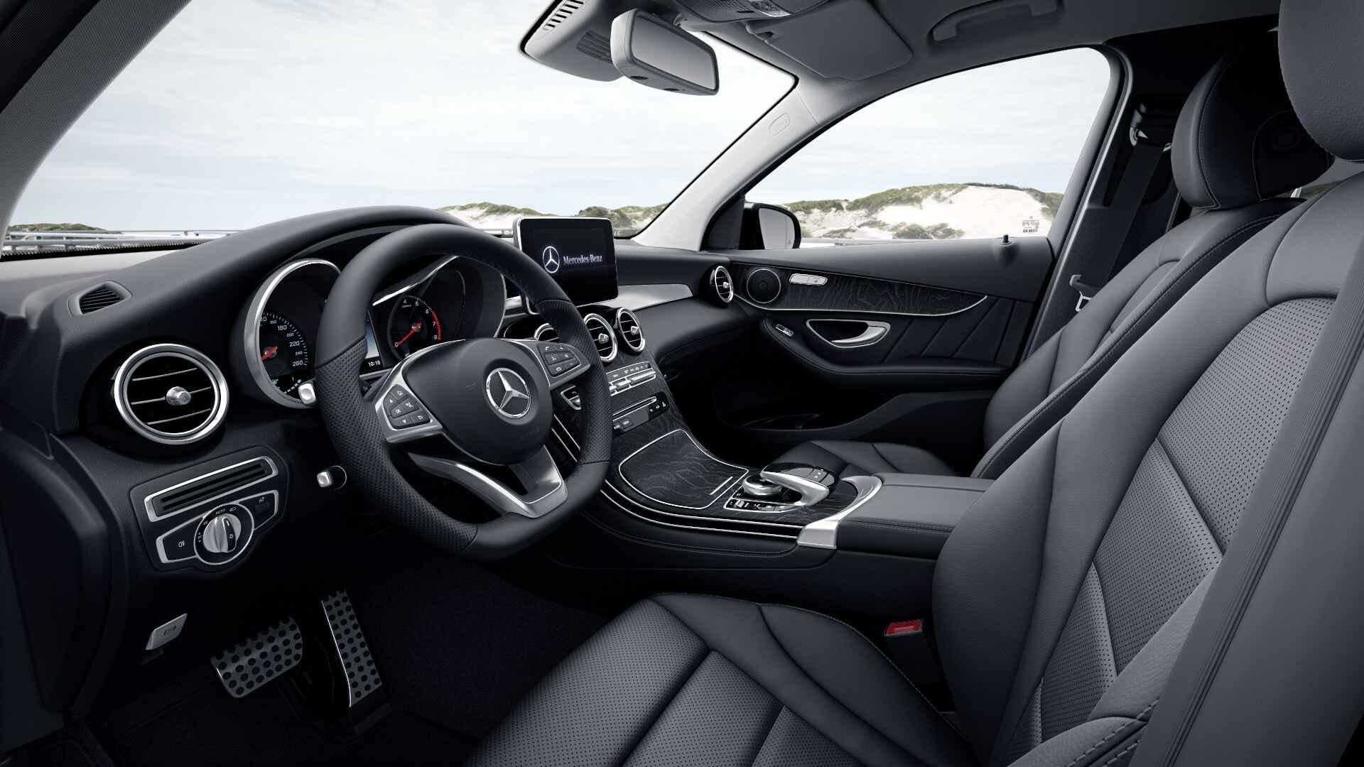 Mercedes-Benz GLC-klasse 250 4MATIC Premium Plus | Trekhaak, Auto's, Mercedes-Benz, Automaat, 15 km/l, Gebruikt, 4 cilinders