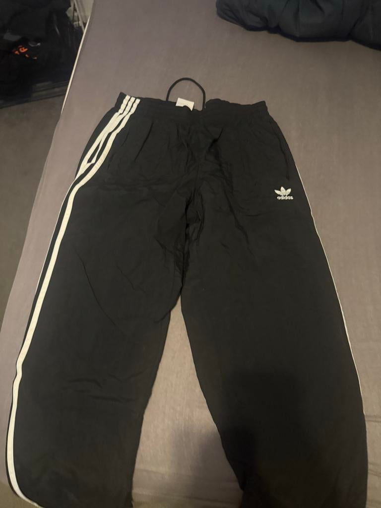 Adidas Trainingspak Zwart - Maat L, Ophalen of Verzenden, Zo goed als nieuw