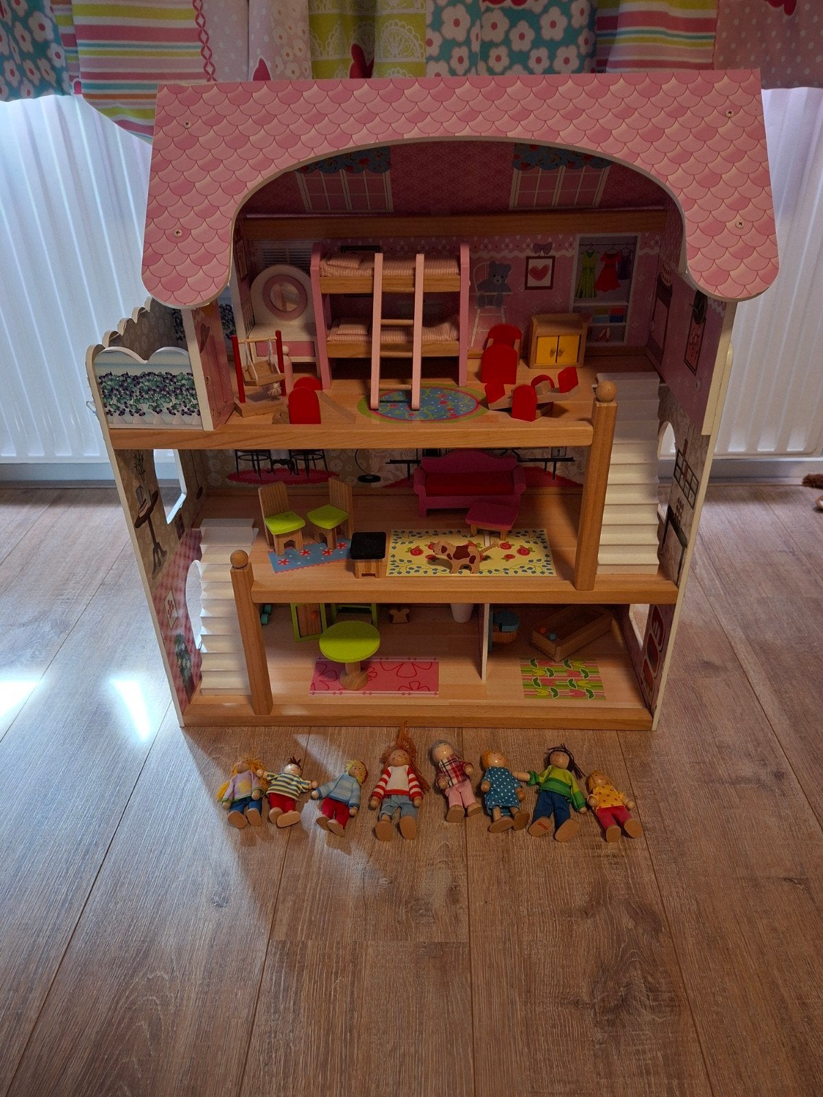 Poppenhuis met miniaturen, Kinderen en Baby's, Speelgoed | Poppenhuizen, Ophalen, Poppenhuis