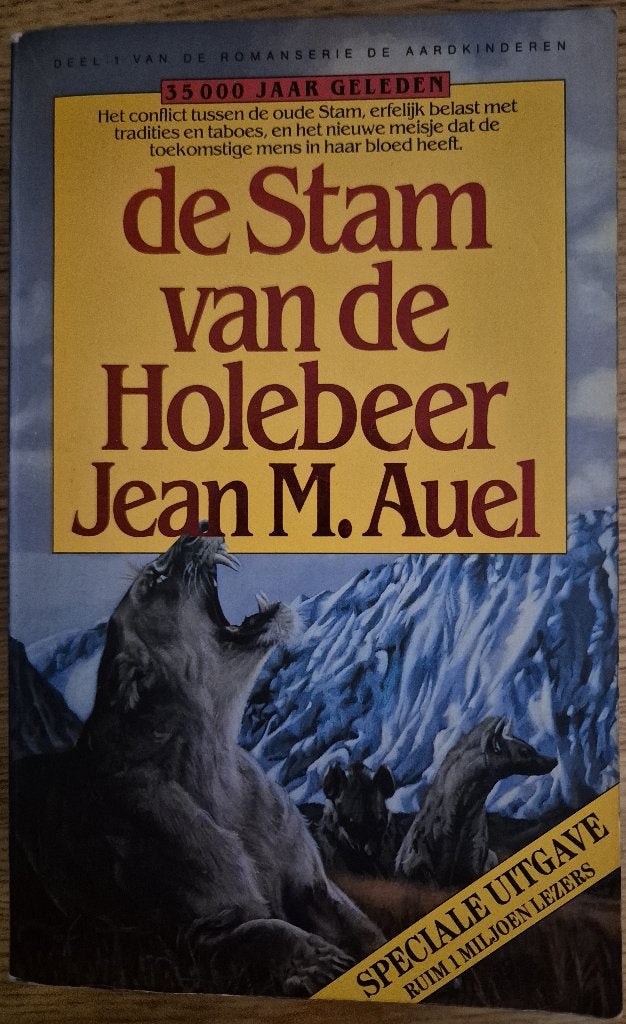 Boek De stam van de Holebeer van Jean M. Auel, Ophalen of Verzenden, Gelezen, Jean M. Auel