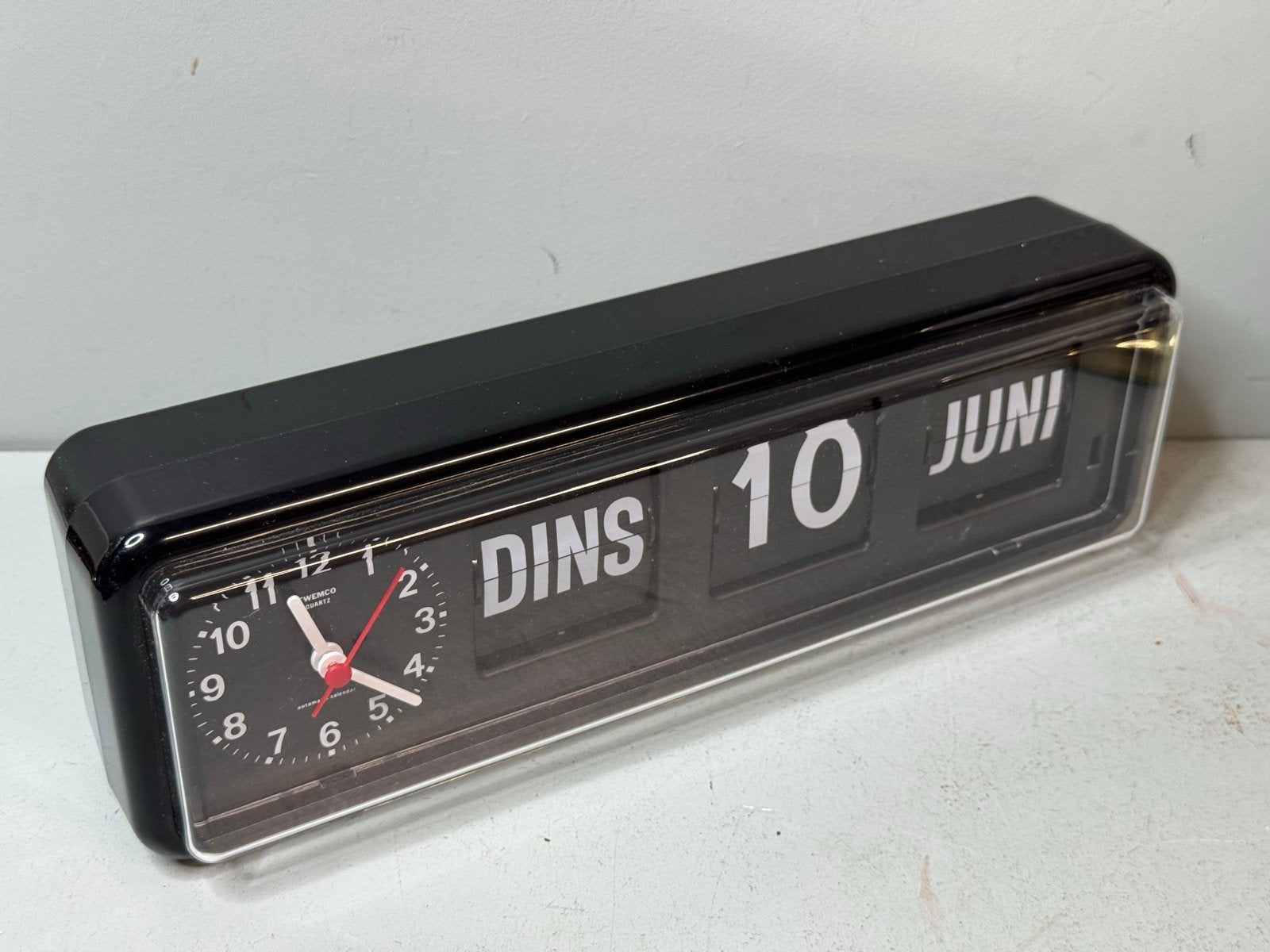 Vintage Twemco BQ-38 Flip Klok met Datum - Zwart, Wekker of Tafelklok, Twemco, Ophalen of Verzenden, Zo goed als nieuw