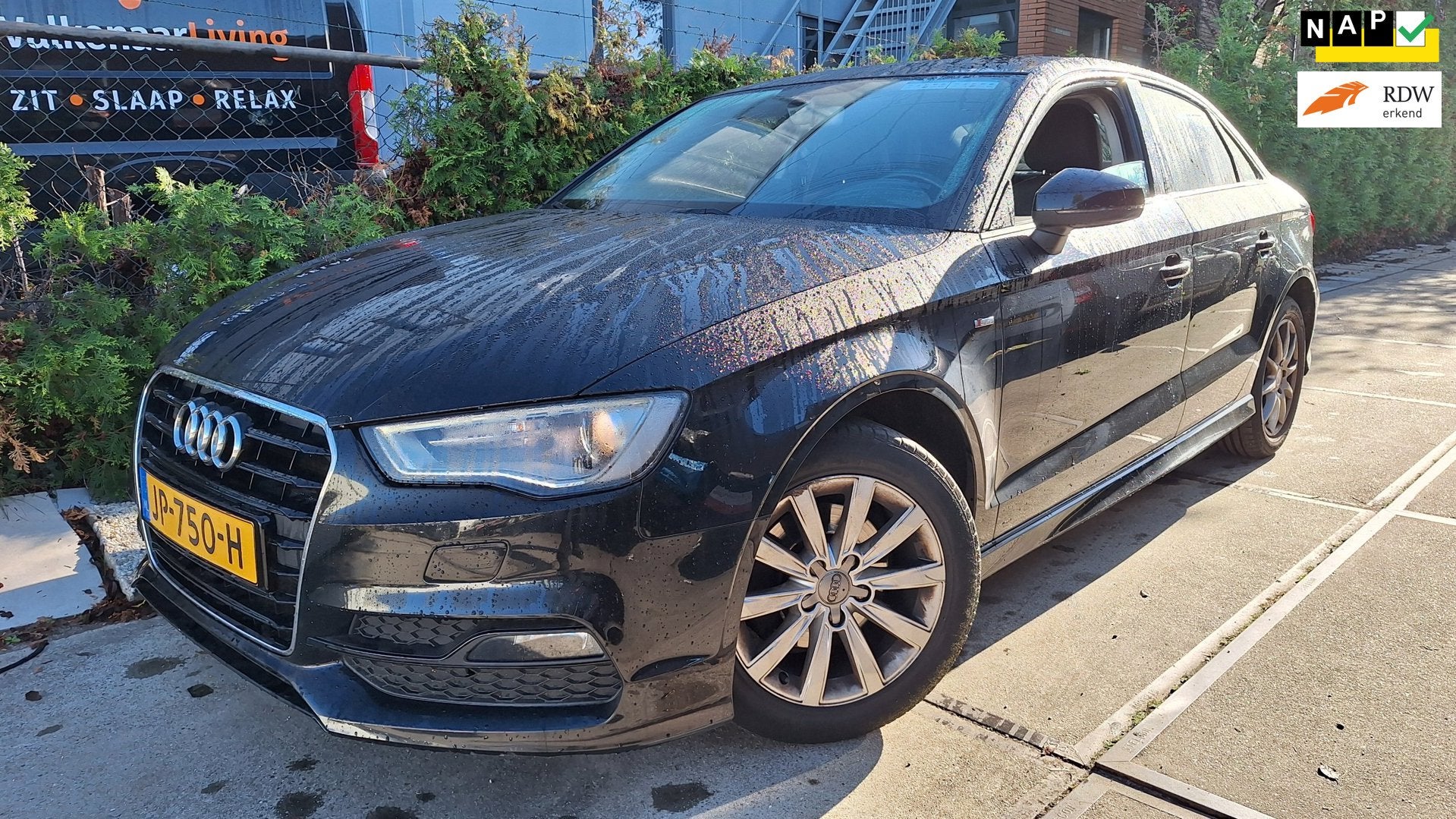 Audi A3 Limousine 1.6 TDI Adrenalin, Auto's, Voorwielaandrijving, Gebruikt, 4 cilinders, Xenon verlichting