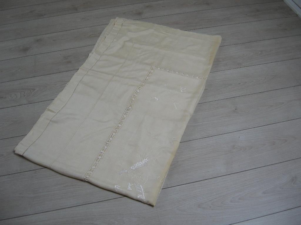 Oud elegant vintage groot schitt hand made ajour kleed 20,-, Antiek en Kunst, Ophalen of Verzenden
