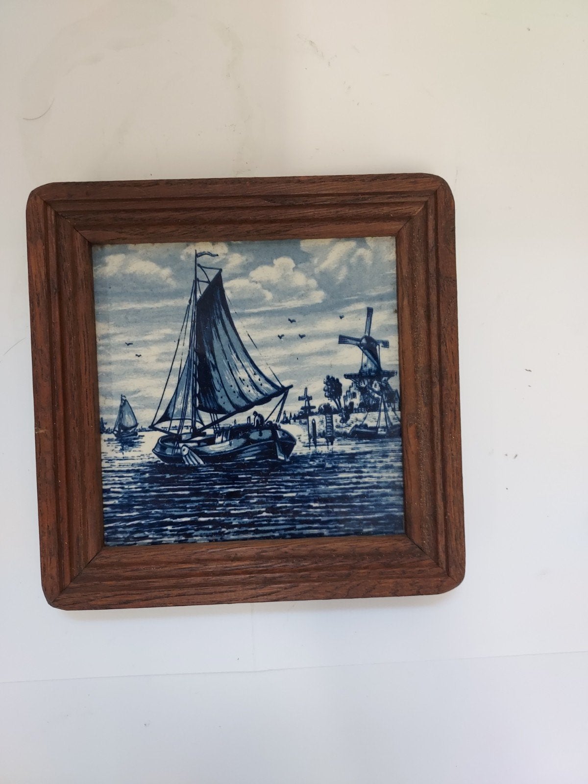 Delfts blauw tegeltableau met Hollandse molen en schip, Ophalen of Verzenden