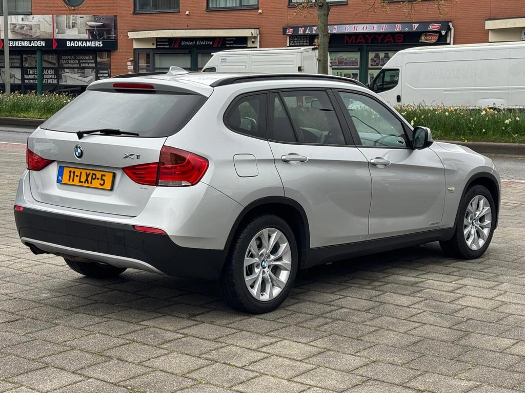 BMW X1 SDrive18i ExecutiveAutomaat,km nap,2eigenaar, lederen, Auto's, Euro 5, Achterwielaandrijving, 4 cilinders, Bedrijf