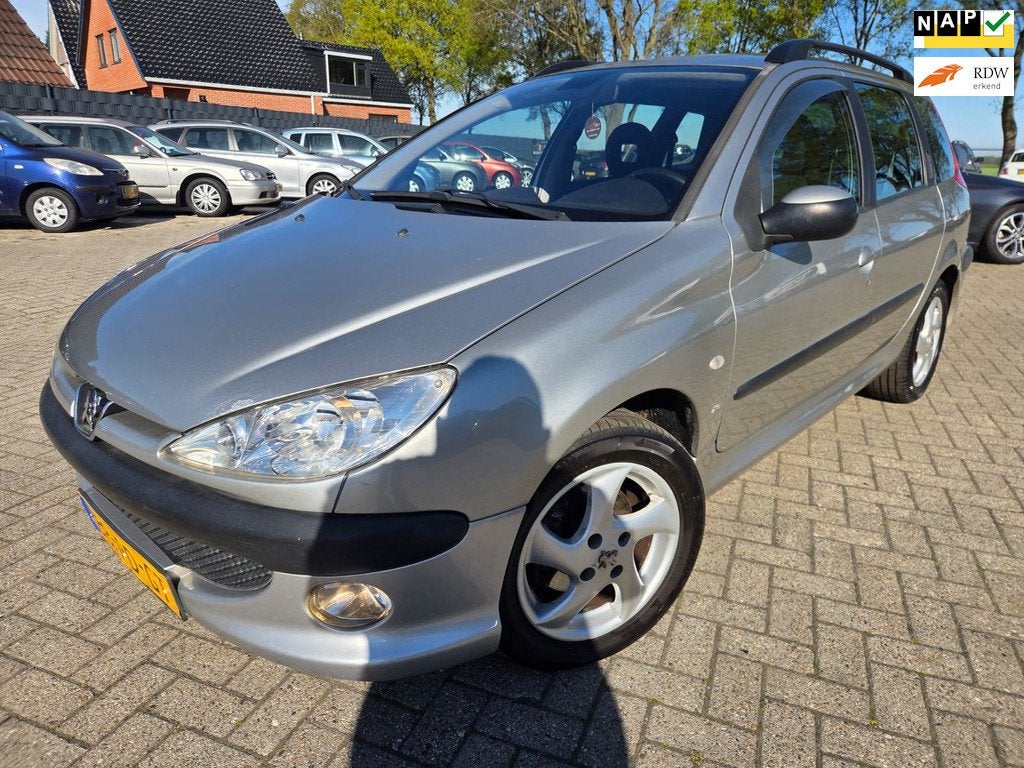 Peugeot 206 SW 1.6-16V XS-line 2004. Airco/Lichtmetaal/Mistl, Auto's, Peugeot, Voorwielaandrijving, Zwart, 4 cilinders, Origineel Nederlands