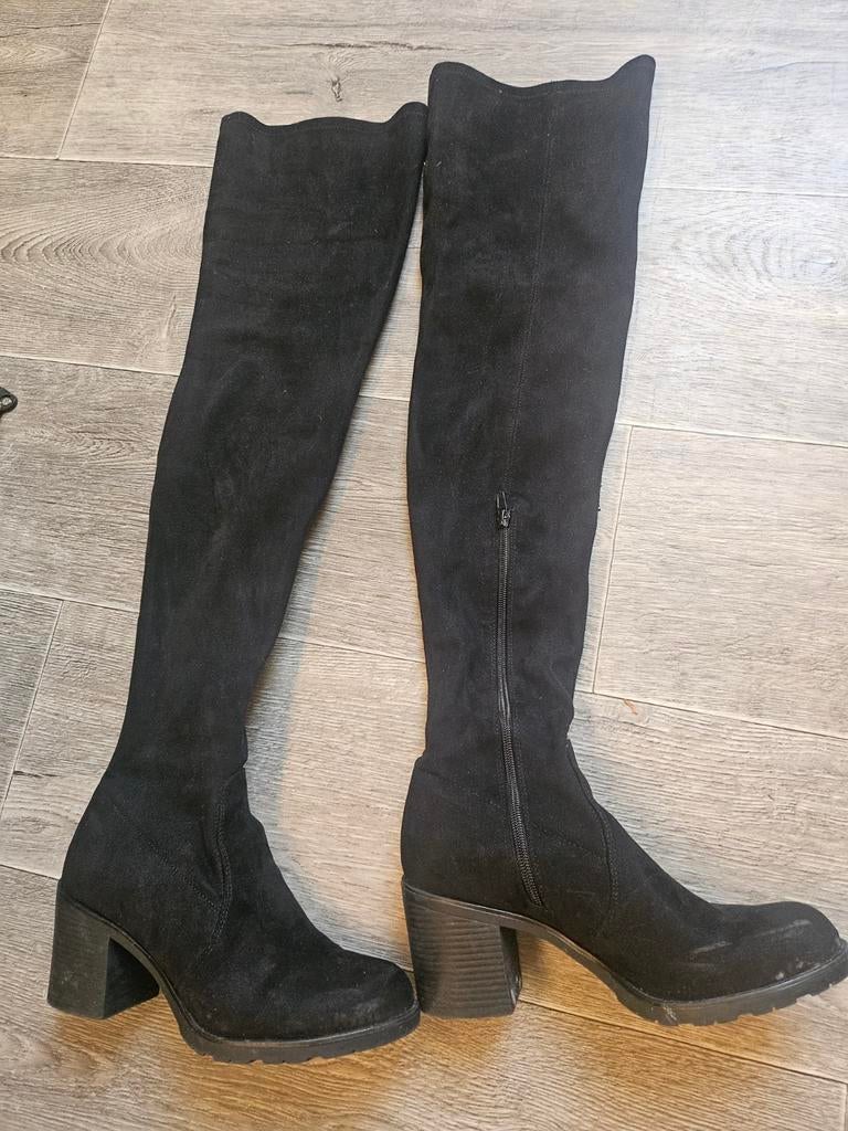 Zwarte Overknee Laarzen Maat 39, Kleding | Dames, Schoenen, Ophalen of Verzenden, Gedragen, Zwart, Hoge laarzen