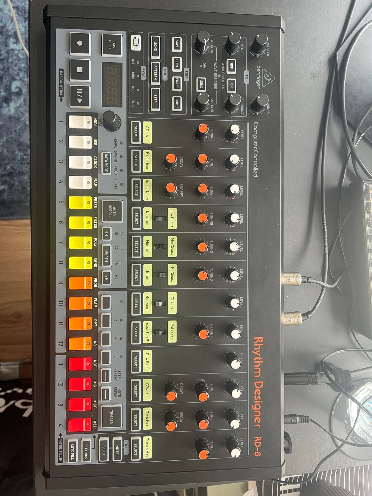 Behringer Rhythm Designer RD-8 Drummachine met doos, Muziek en Instrumenten, Drumcomputers, Ophalen of Verzenden, Zo goed als nieuw
