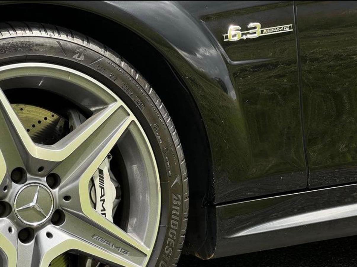 Foto 4 van Mercedes C63 AMG 6.2 V8 457PK – Te Huur - Auto Verhuur