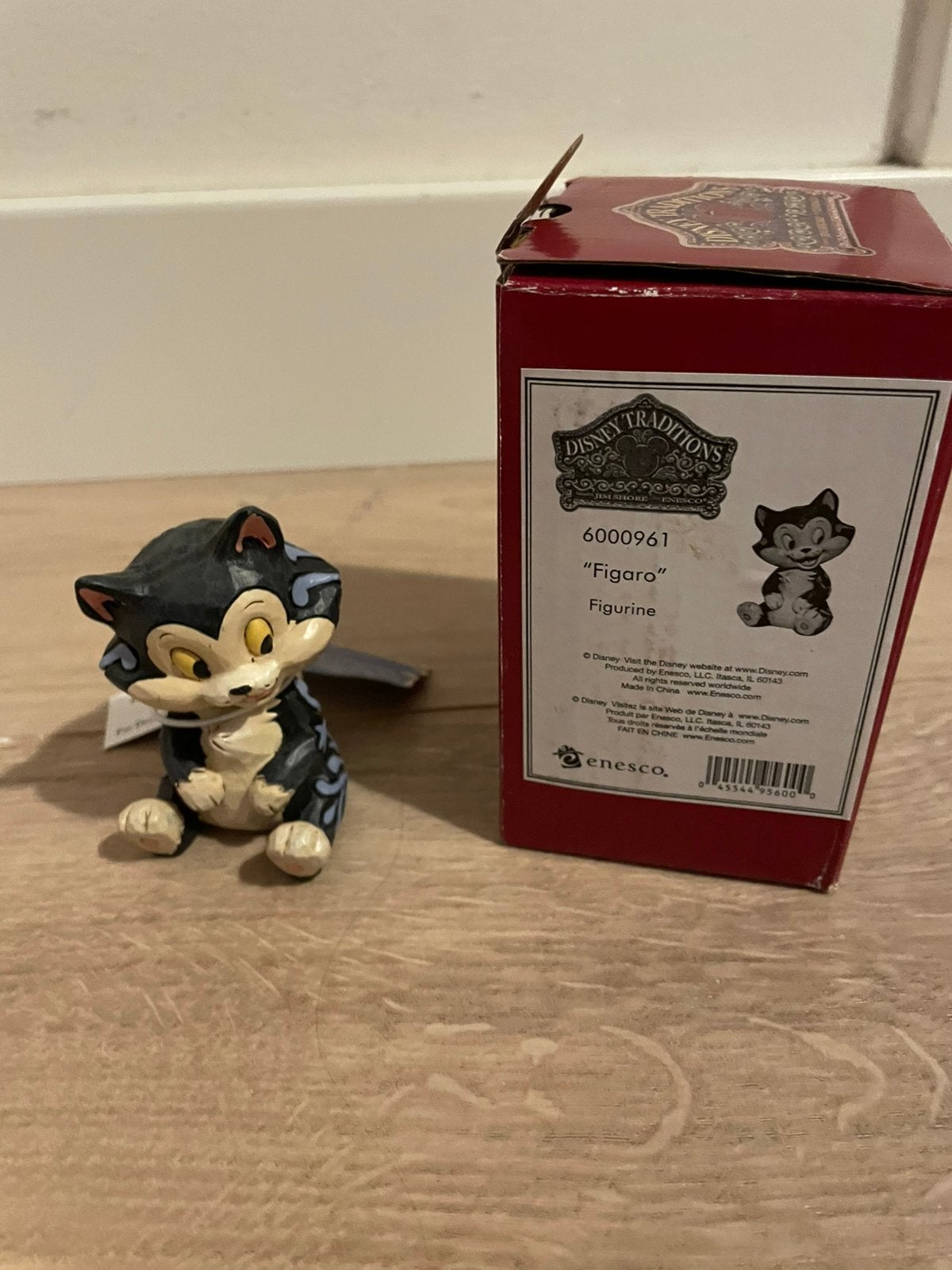 Jim Shore Disney Traditions Figaro Mini pinokkio, Ophalen of Verzenden, Peter Pan of Pinokkio, Nieuw, Beeldje of Figuurtje