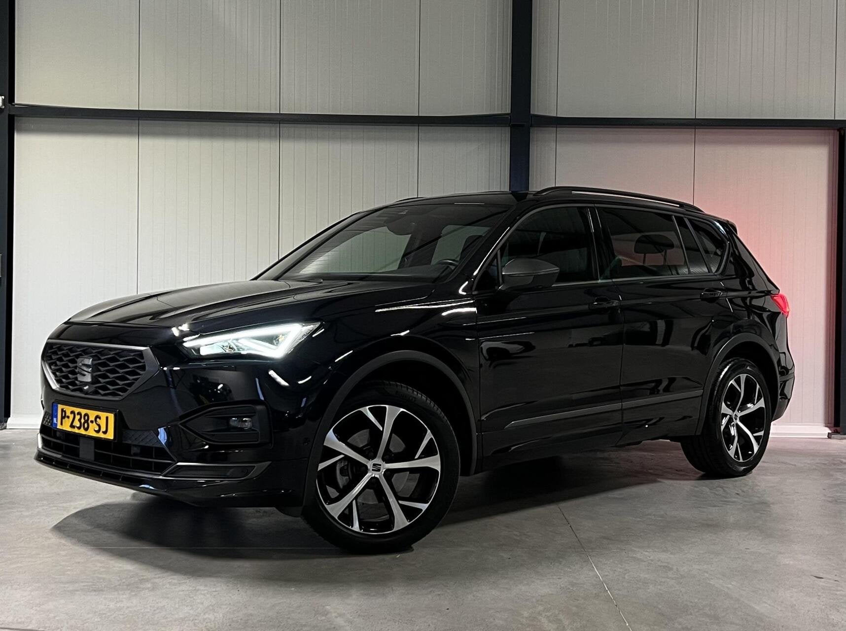 Seat Tarraco 1.5 TSI FR Virtual Sfeer Trekhaak 360 Camera, Euro 6, 4 cilinders, 150 pk, Zwart