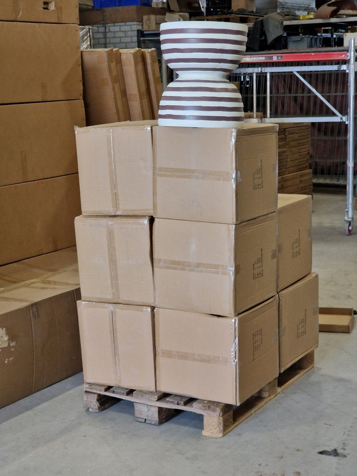 Palletverkoop: 12 Nieuwe Stenen Bijzettafels, Minder dan 55 cm, Rond, Nieuw, Ophalen