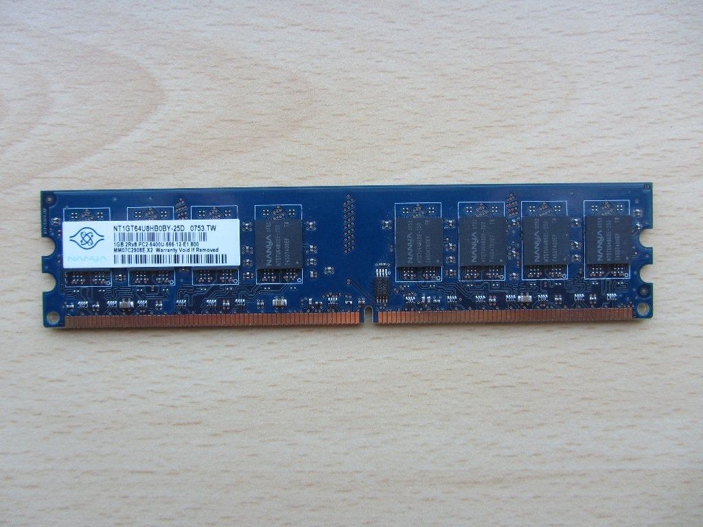 Nanya 1GB PC2-6400 DDR2-800MHz non-ECC Unbuffered CL6, Computers en Software, 1 GB of minder, Ophalen of Verzenden, DDR2, Desktop