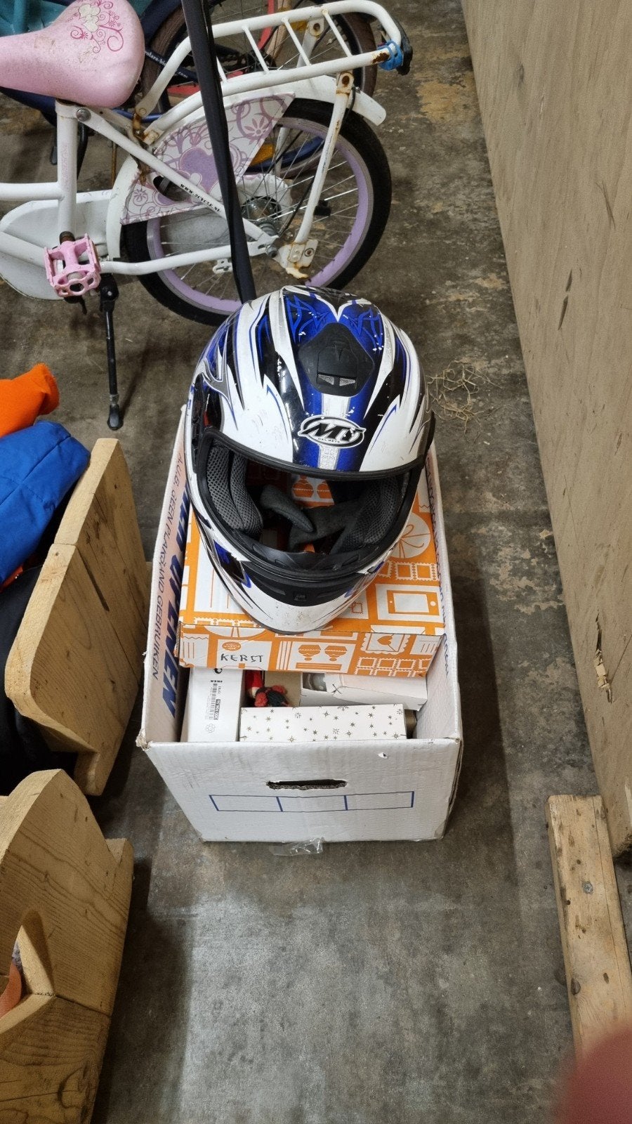 Te koop: Motorhelm - Blauw/Wit, Ophalen of Verzenden