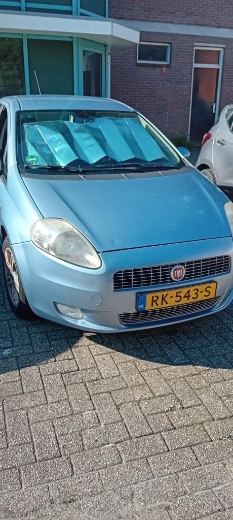 Fiat punto grande 2005 Blauw, Stof, 31 €/maand, 4 cilinders, Grande Punto