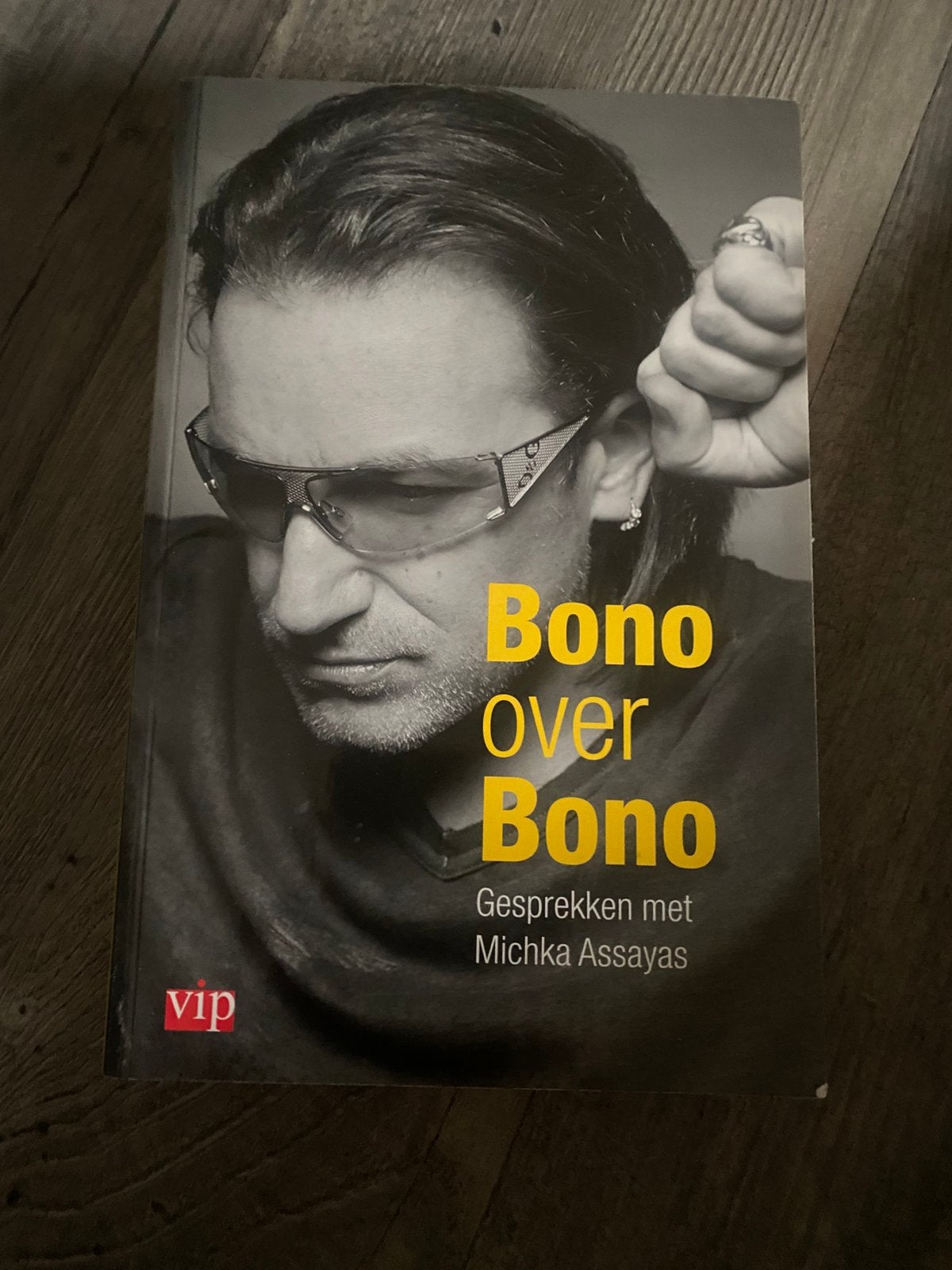 Mischka Assayas - Bono over Bono, Ophalen of Verzenden, Zo goed als nieuw, Sport, Mischka Assayas