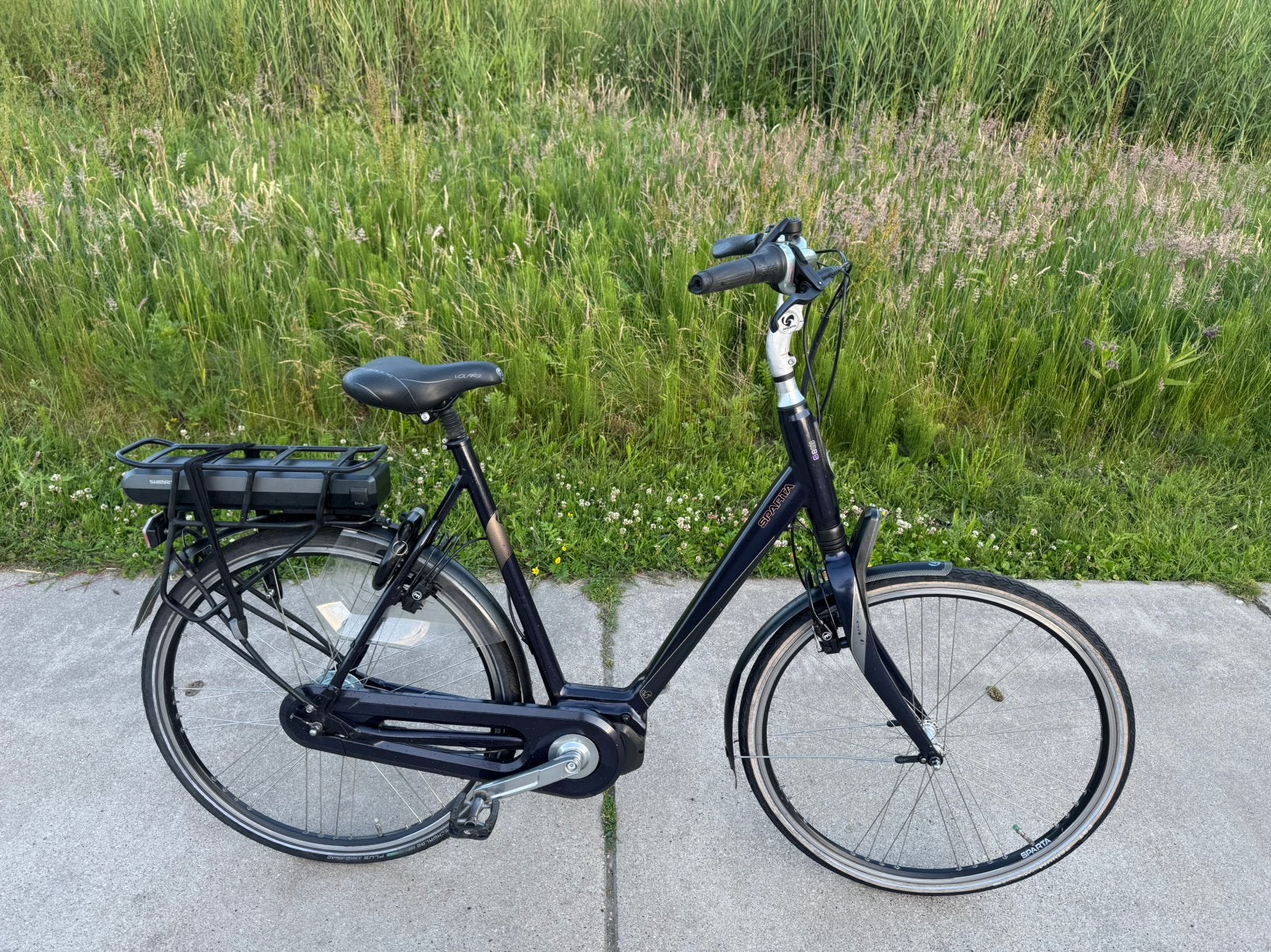 Elektrische fiets sparta shimano, Fietsen en Brommers, Fietsen | Dames | Damesfietsen, Zo goed als nieuw, Sparta, Versnellingen