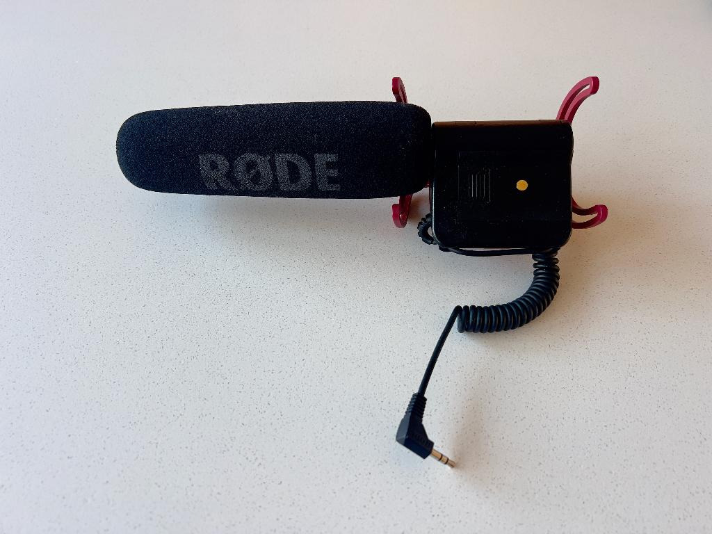 RØDE VideoMic – Richtmicrofoon – Ideaal voor DSLR cameras, Ophalen of Verzenden, Zo goed als nieuw, Overige typen