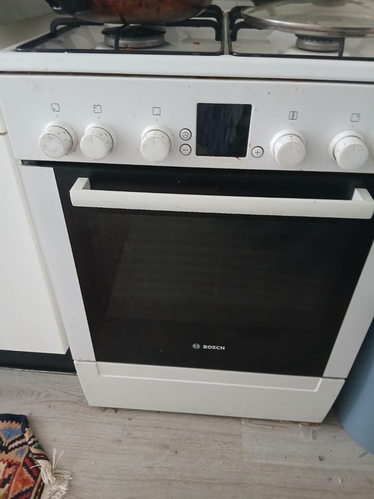 Bosch Vrijstaand Gasfornuis met Oven - Wit, Witgoed en Apparatuur, Gebruikt, Hete lucht, 60 cm of meer, Gas