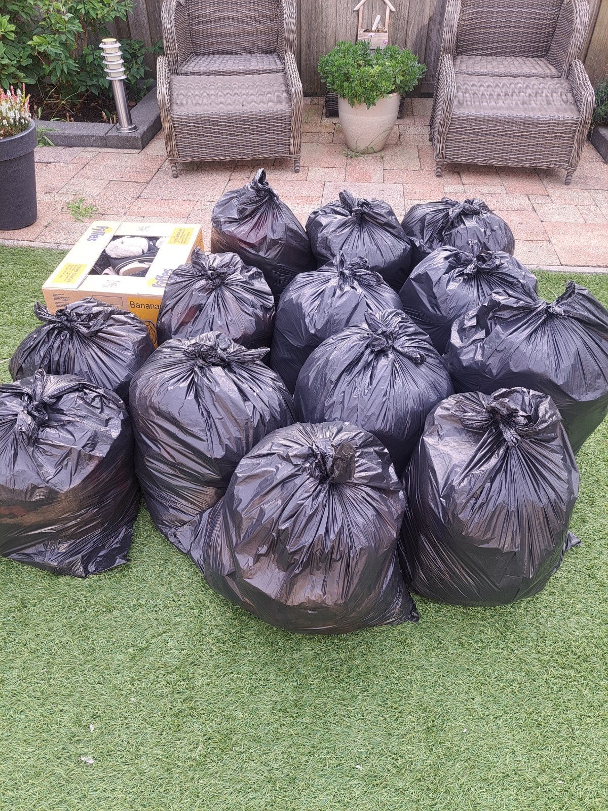 Grote partij kleding en schoenen (80 kg)., Ophalen, Gedragen
