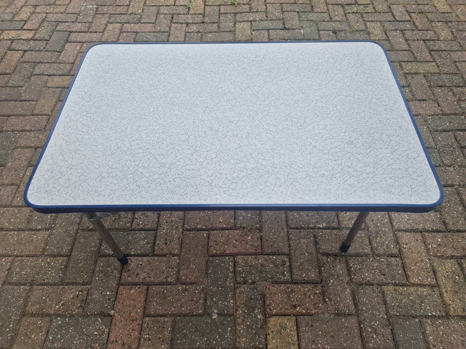 Crespo campingtafel verstelbaar 101 x 65 cm, Ophalen, Gebruikt, Campingtafel