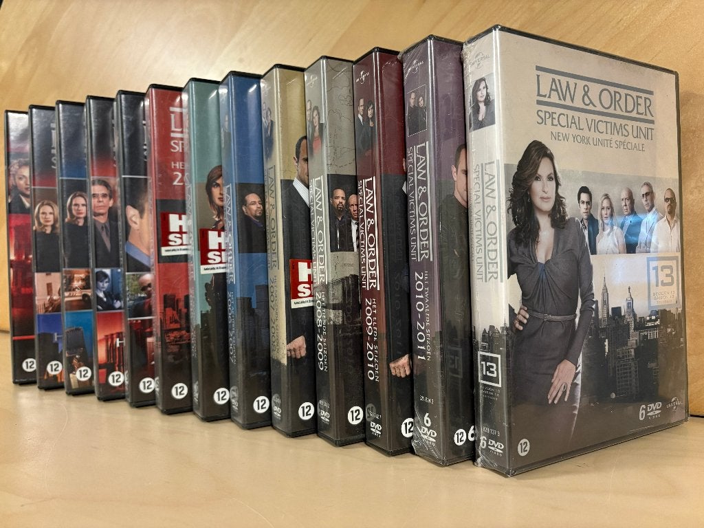 Law & Order SVU Seizoen 1 t/m 13 DVD Boxset (12+13 SEAL, Engels, Misdaad, Nederlands, Ophalen of Verzenden