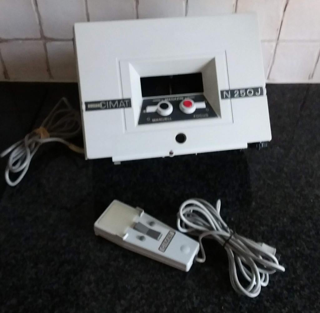 CIMAT N 250J Dia Projektor - Perfecte Staat, Ophalen, Zo goed als nieuw