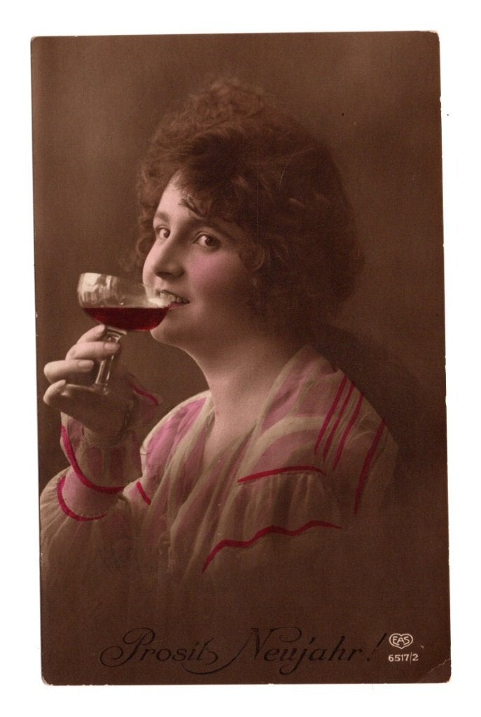Oude Ansichtkaart Prosit Neujahr Vrouw met Wijnglas, Verzamelen, Ophalen of Verzenden, 1920 tot 1940, Gelopen, Feest(dag)