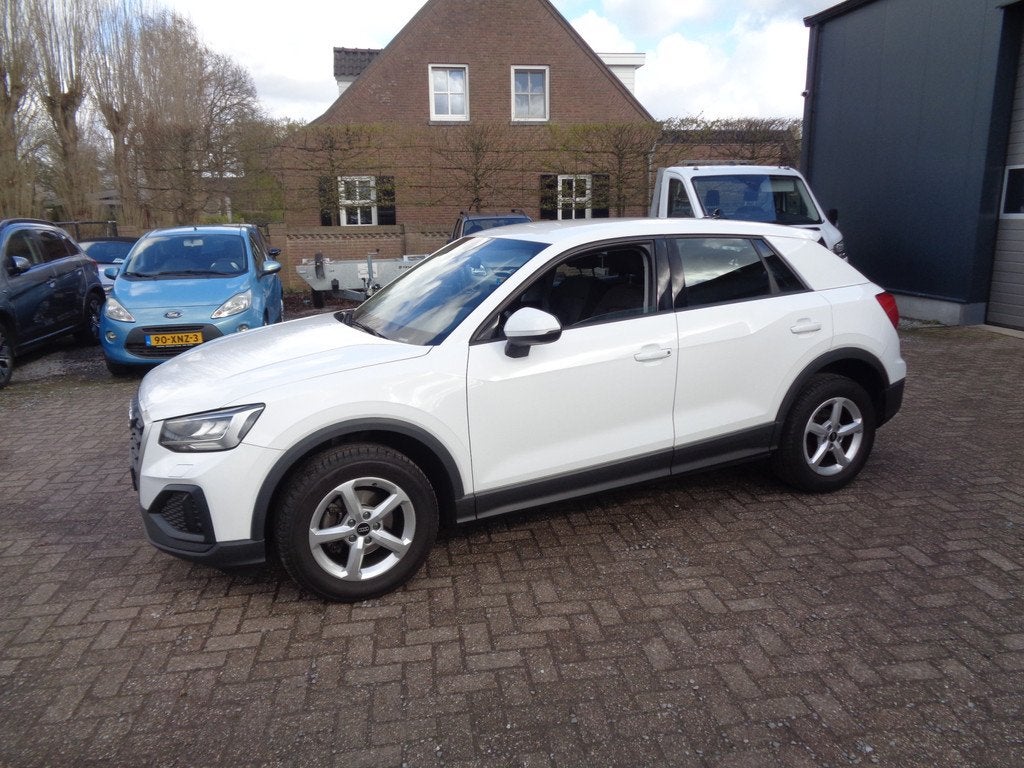 Audi Q2 30 TFSI Pro Line Ecc, Cruise, controle, Carplay/andr, Auto's, Audi, 12 maanden, Stof, Gebruikt, Wit