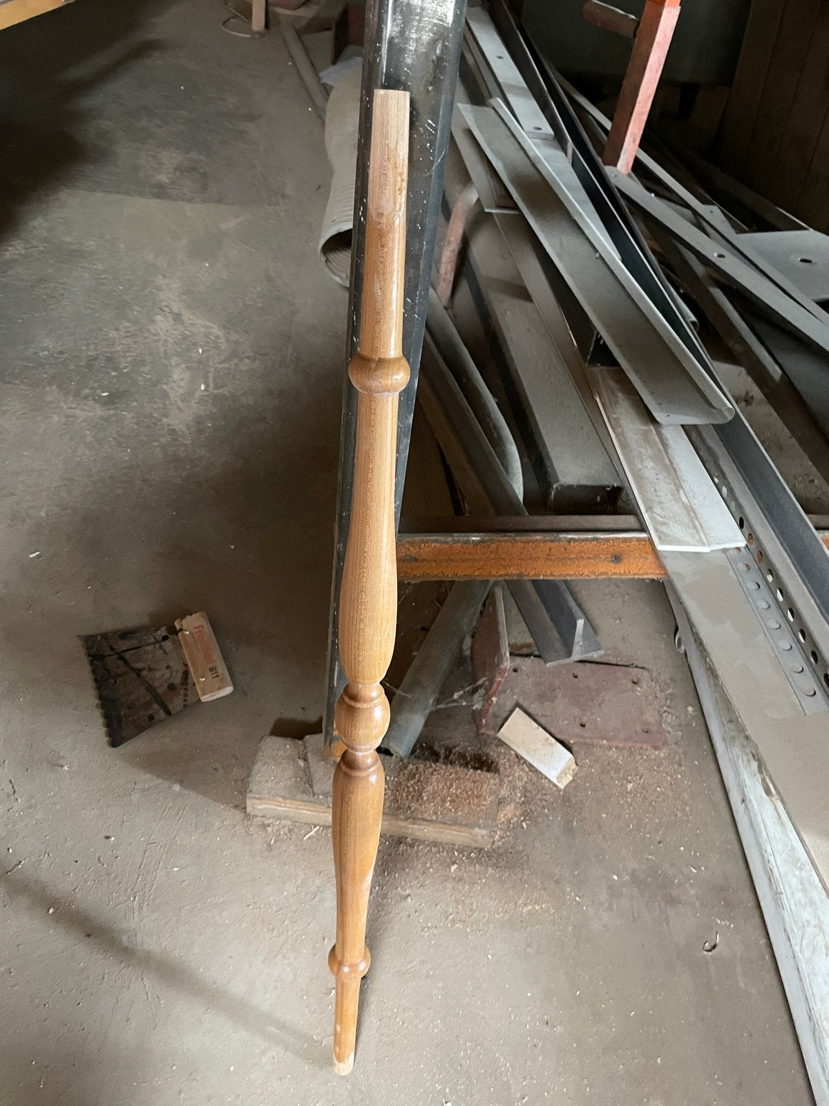 12 Mooie Olmen Hout Gedraaide Trapspijlen, Ophalen, Gebruikt, Minder dan 25 mm, Overige typen