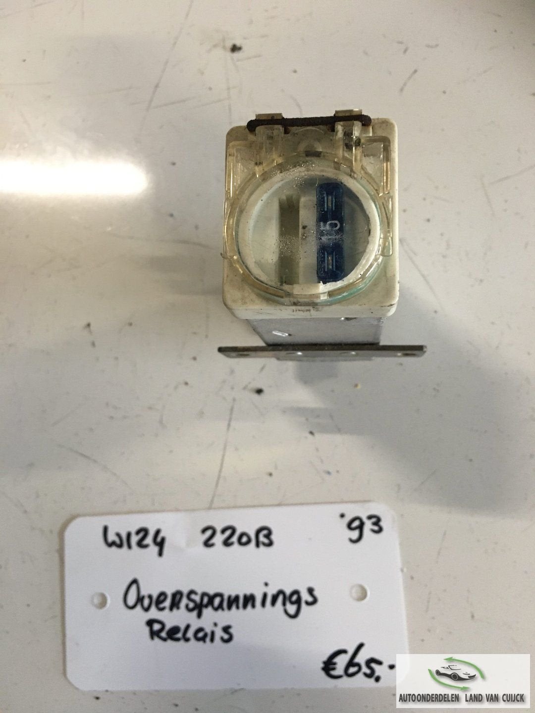Mercedes w124 220 1993 Benzine Overspannings Relais, Gebruikt, -, -, Ophalen of Verzenden