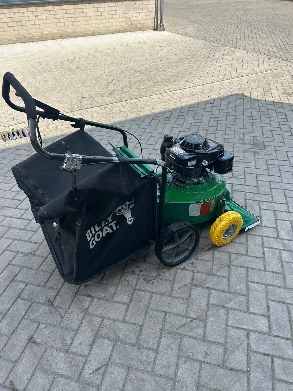 Billy goat bladzuiger, Ophalen, Zo goed als nieuw