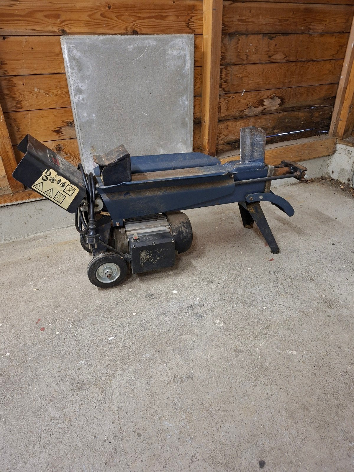 Kloofmachine. Te huur., Tuin en Terras, Kloofmachines, Gebruikt, Onbekend, Liggend, Ophalen of Verzenden