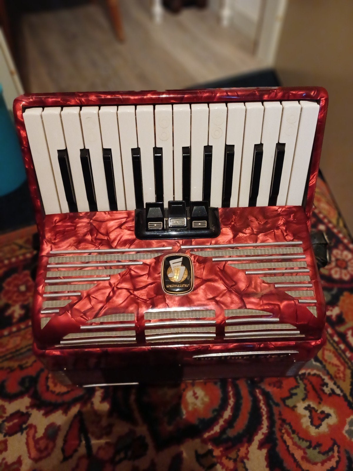 Weltmeister Seperato 48-bas Accordeon met koffer, Muziek en Instrumenten, Ophalen, Gebruikt, Toetsaccordeon, Met koffer