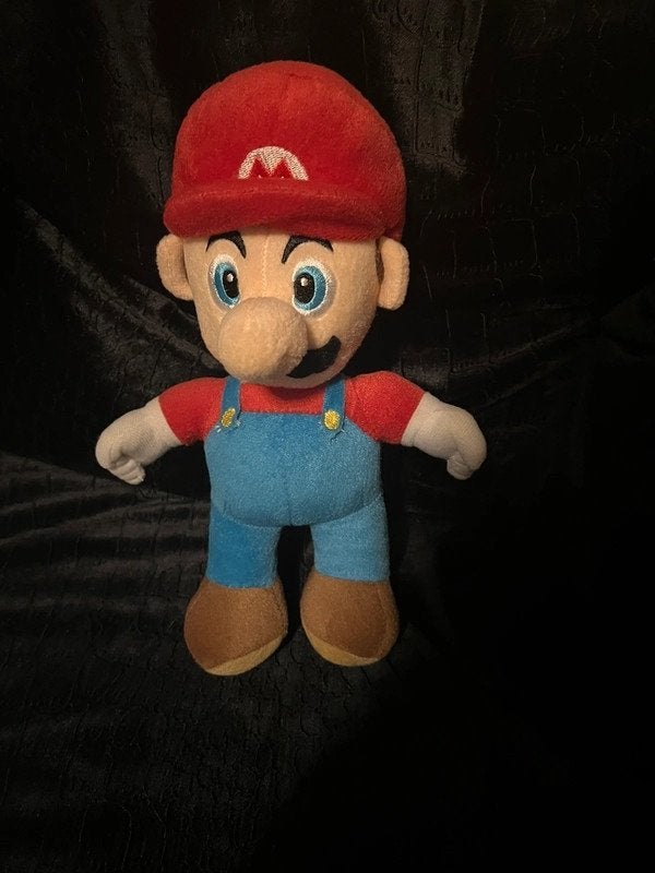 Mario knuffel 30 cm groot van Super Mario, Kinderen en Baby's, Speelgoed | Knuffels en Pluche, Overige merken, Overige typen, Blauw