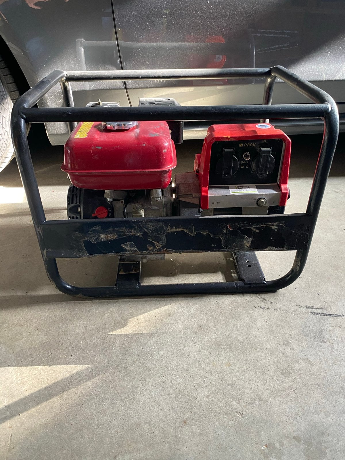 Honda EC 2000 watt Benzine Aggregaat - Gebruikt, Doe-het-zelf en Verbouw, Ophalen of Verzenden, Gebruikt