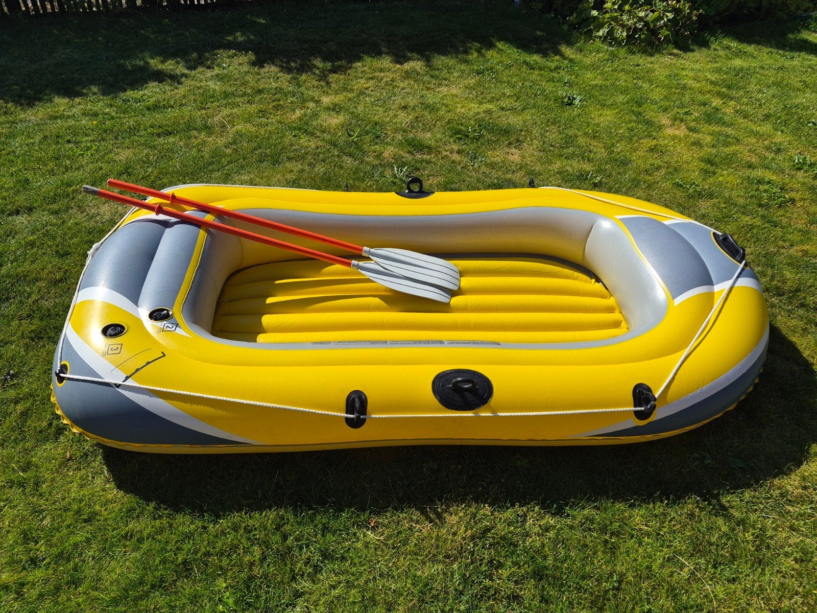 Opblaasbare boot voor 2 personen - 226x118 cm, Ophalen of Verzenden, Zo goed als nieuw