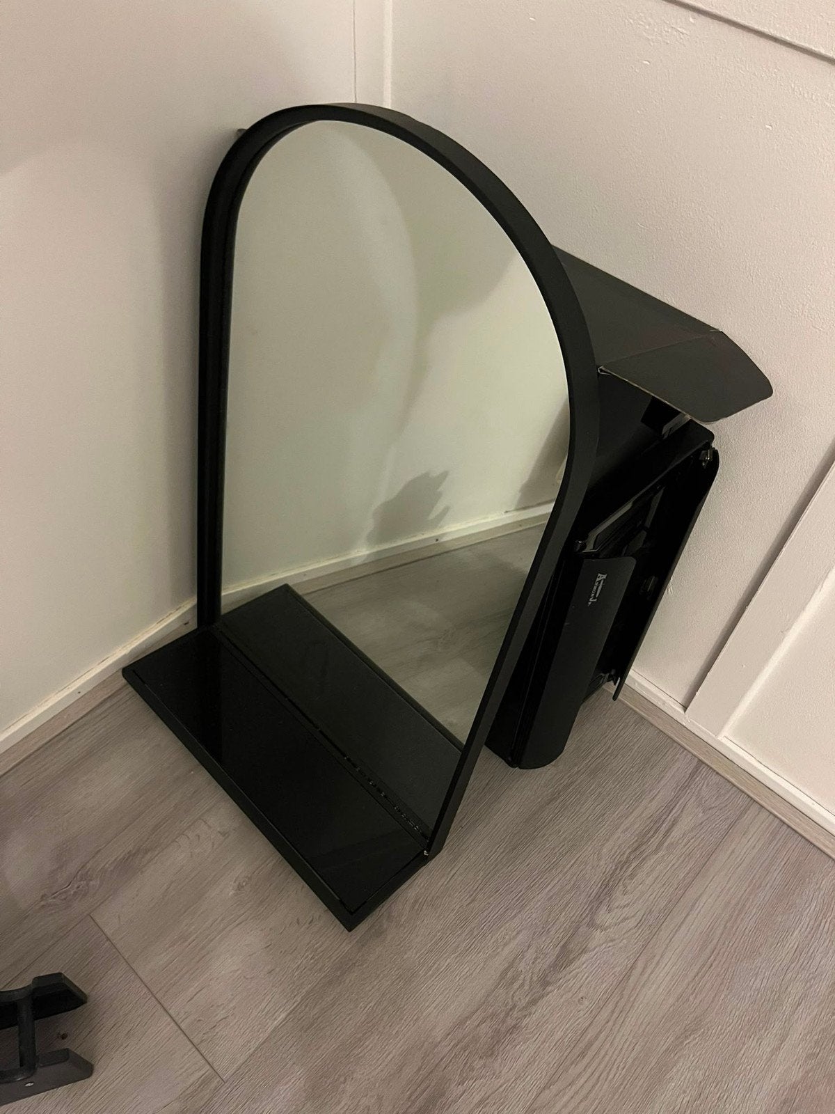 Nordal Pirol Toogspiegel Zwart met Plankje 46x77cm, Ophalen, Minder dan 50 cm, Zo goed als nieuw, Minder dan 100 cm