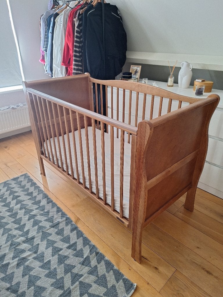Woodies baby bed ledikant en matras wood vintage, Kinderen en Baby's, Zo goed als nieuw, Minder dan 140 cm, Minder dan 70 cm, Ophalen