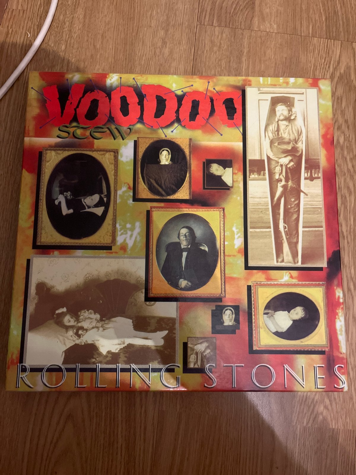 The Rolling Stones - Voodoo Stew (4CD Boxset), Cd's en Dvd's, Cd's | Pop, Zo goed als nieuw, Rock, Boxset, Inclusief boekje, Ophalen of Verzenden