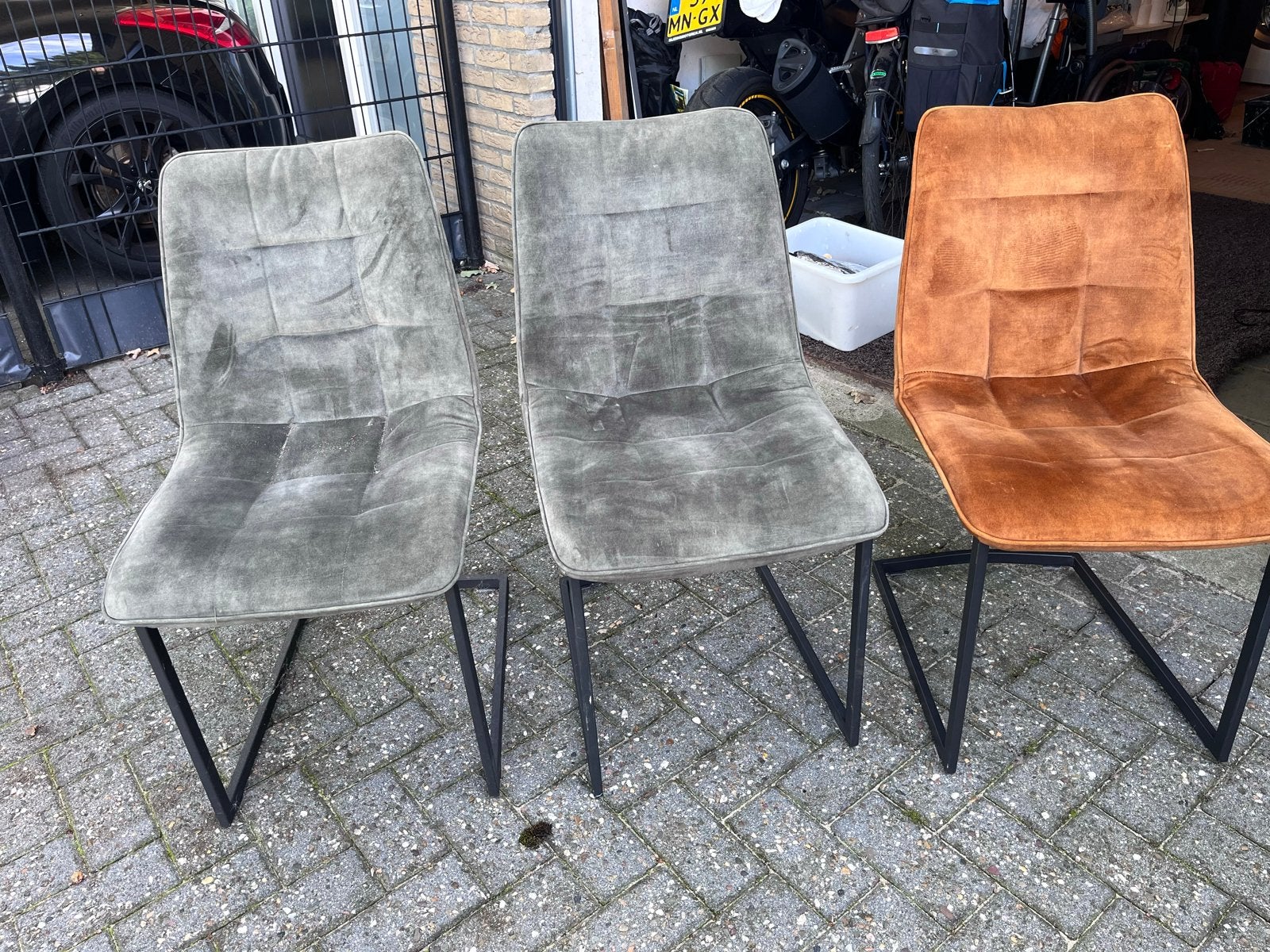 Set van 3 eetkamerstoelen - Groen en Oranje Velours, Ophalen, Gebruikt, Overige kleuren, Drie