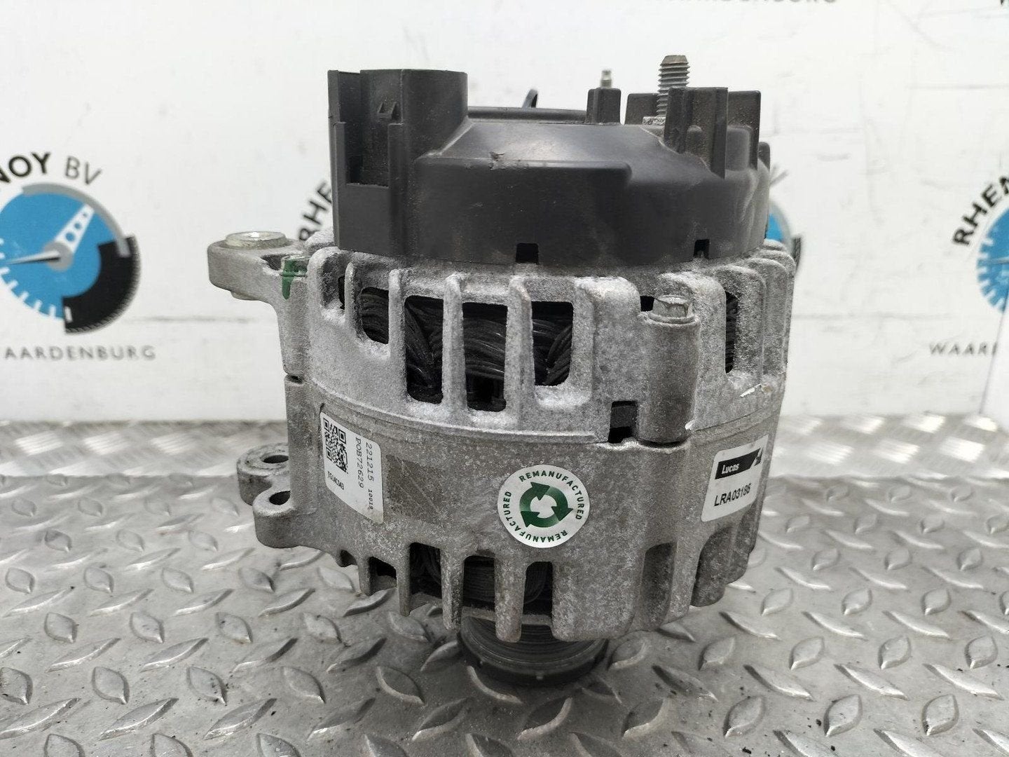 SKODA OCTAVIA DYNAMO 2017, Auto-onderdelen, Motor en Toebehoren, Ophalen of Verzenden, Gebruikt, Stiba lid